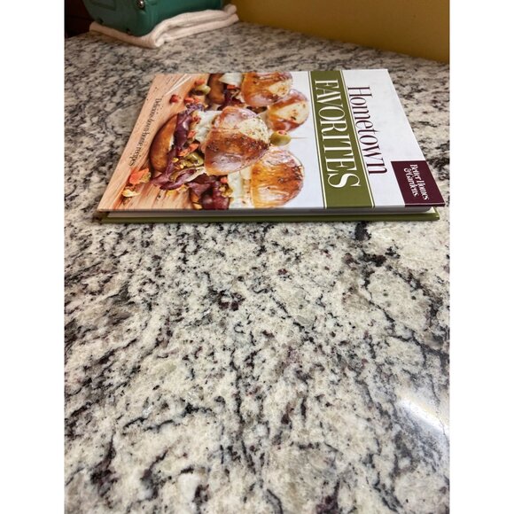 Better Homes & Gardens Hometown Favorites 2017 HC Recipe Cookbook Spiral - Picture 7 of 8